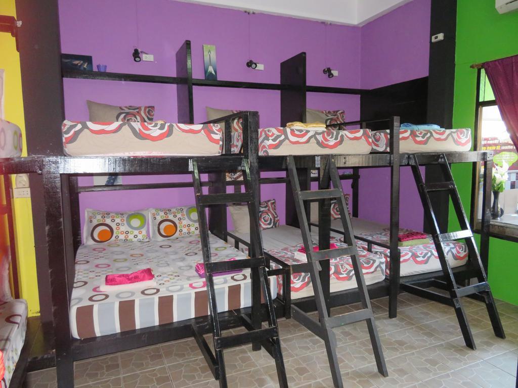 Same Same Guesthouse, Bar & Restaurant (Adults Only) Хаад Рин Экстерьер фото