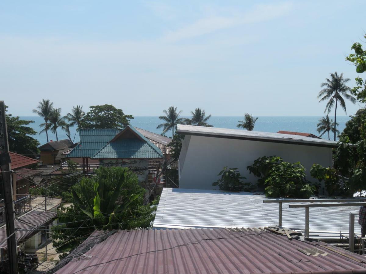 Same Same Guesthouse, Bar & Restaurant (Adults Only) Хаад Рин Экстерьер фото